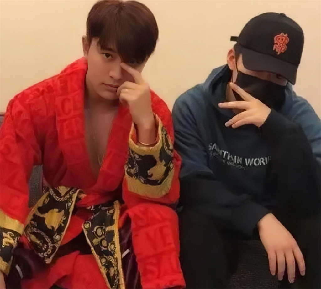 李小璐豪车曝光,贾乃亮柯尼塞格