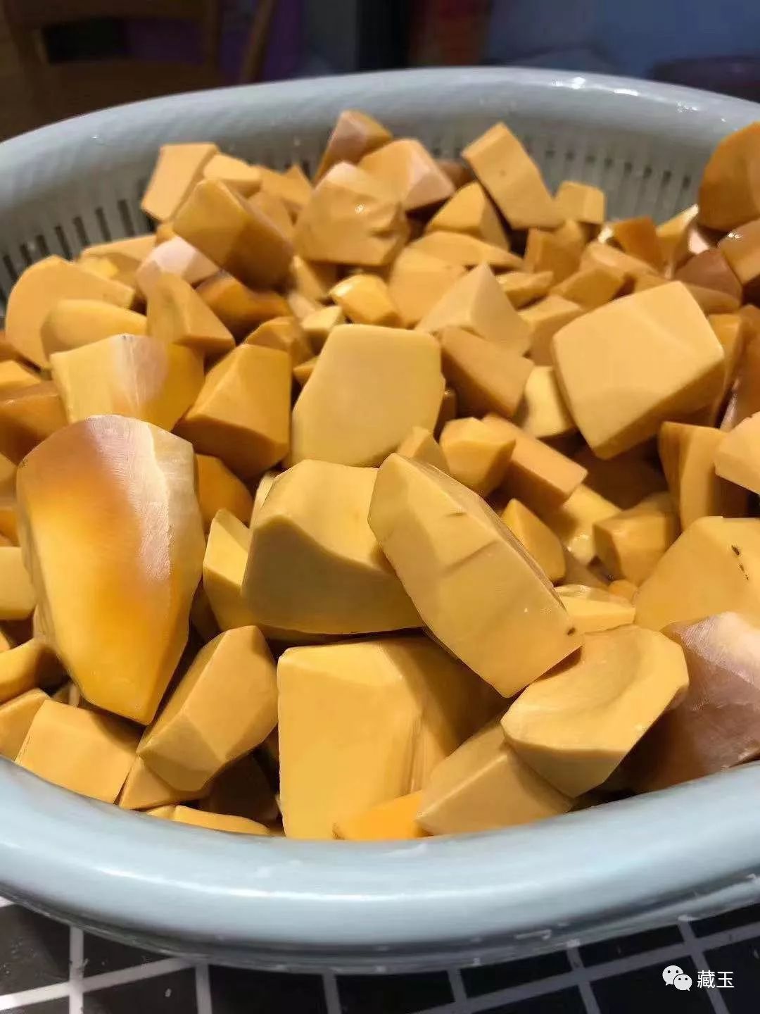 缅黄和田玉哪个硬度高,缅黄玉是不是没有和田玉重