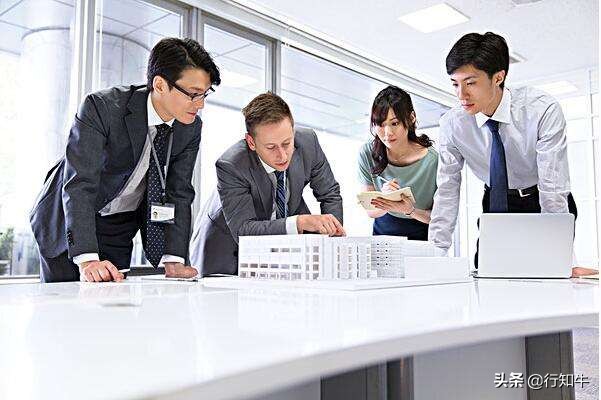 年轻人创业项目排行榜前十名项目,创业项目2023必火的创业项目加盟