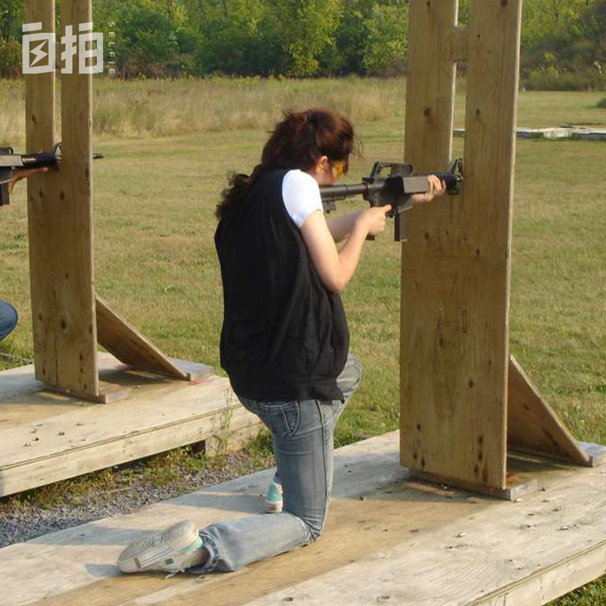 我国内当过片警，现在是加拿大狱警，天天挨犯人骂，一年200多天假期