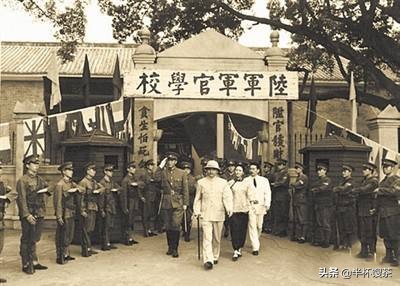 作为元帅，他当之无愧。军事参谋、教育，情报*战统**作用无可替代，