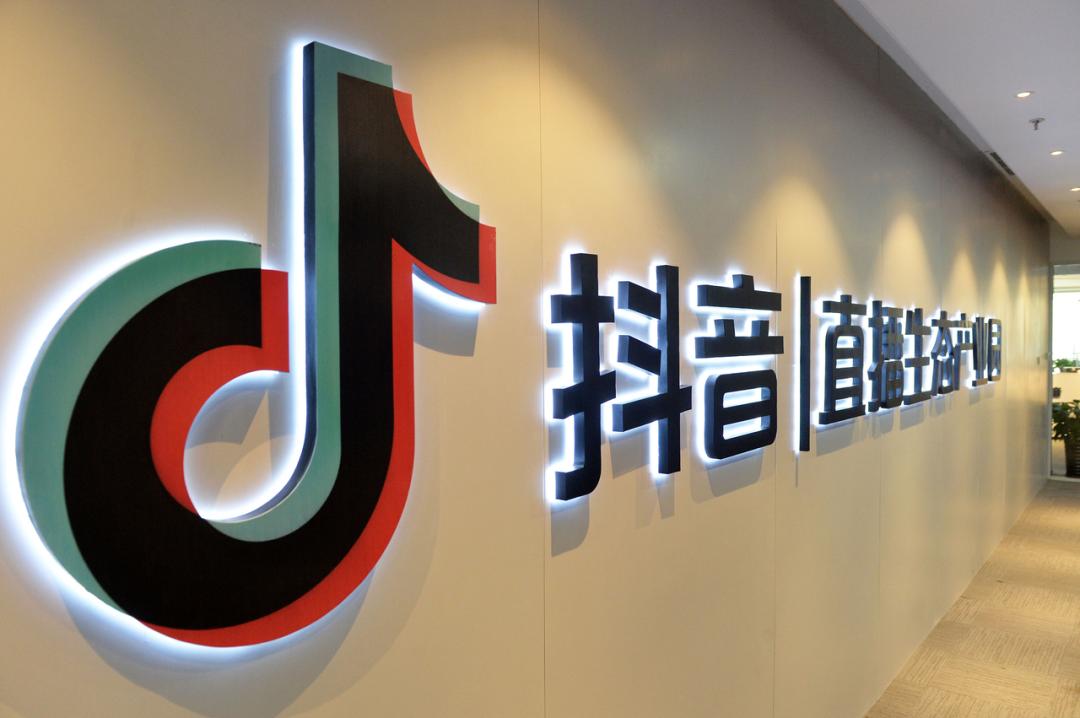 京东淘宝争夺服饰,京东争夺天猫服装品牌商