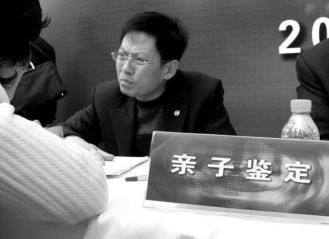 儿子太帅疑不是亲子鉴定真相,儿子太帅不像亲生亲子鉴定四次