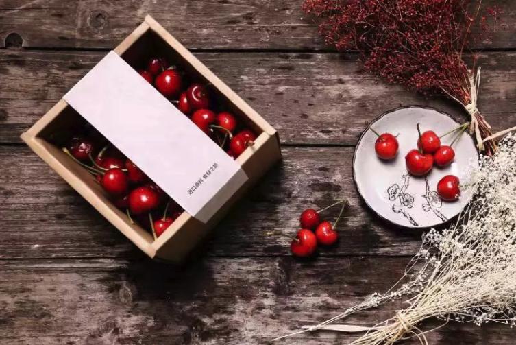 车厘子说自己很火，牛油果表示不服