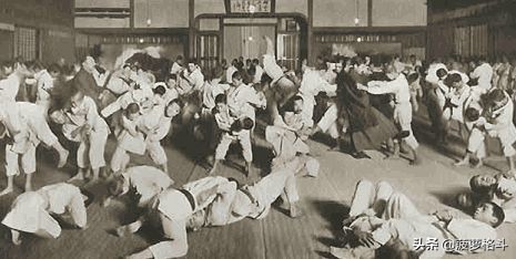 打不过就加入？不，打不过就吸收——柔道“发家史”