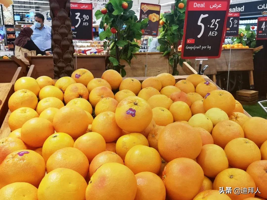 迪拜的物价多少钱一平方,迪拜顶级商场购物实拍