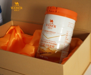 伊犁特点乳业驼奶,新疆驼奶粉和牛奶的区别