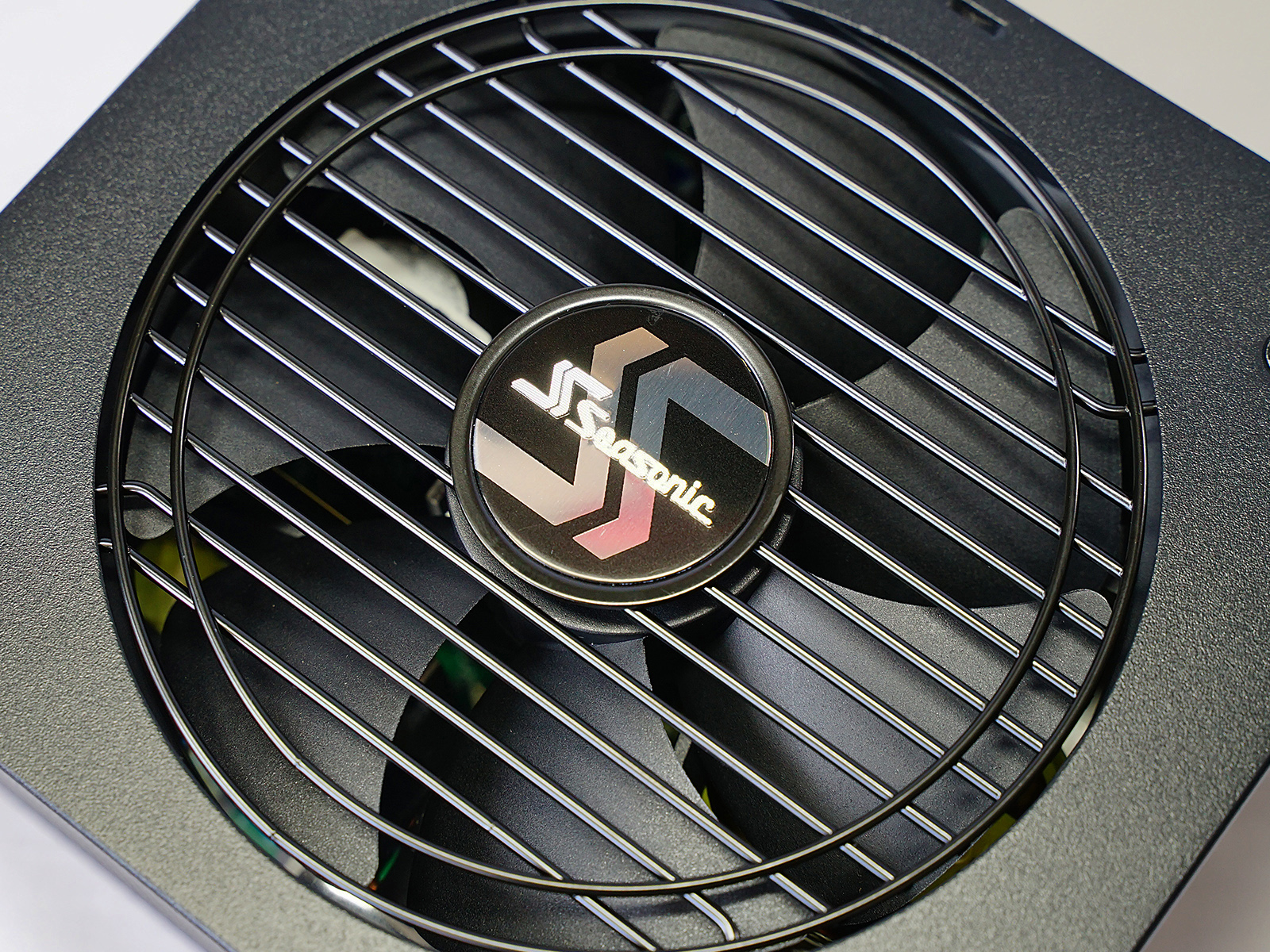 itx主机配置推荐202112代酷睿,10代酷睿i5rtx打游戏够用吗