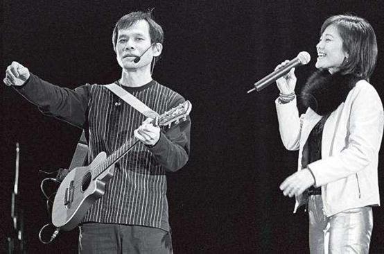 罗大佑与张艾嘉完整版,罗大佑童年张艾嘉