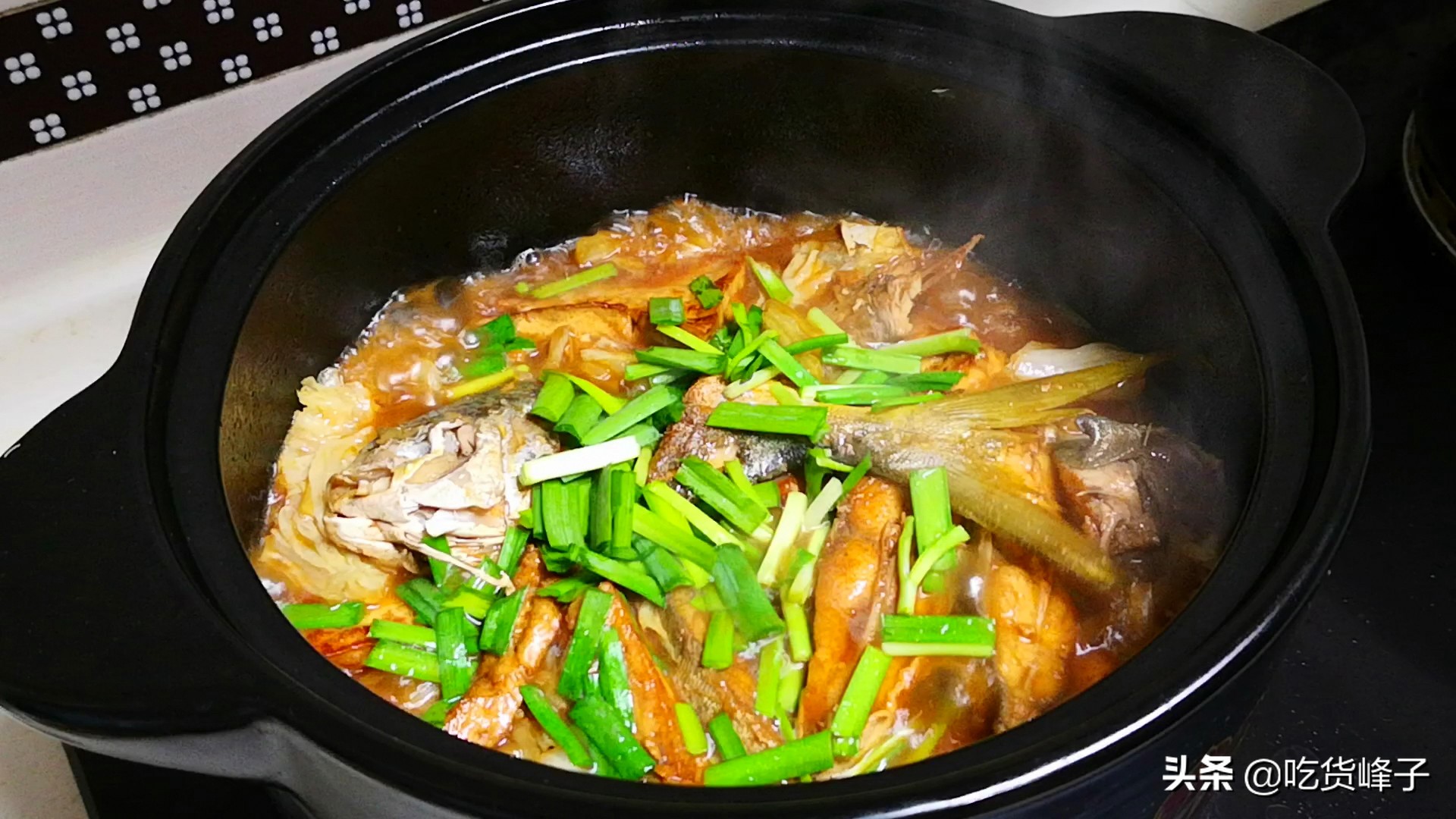 冷天我就爱做这鱼，刺少肉嫩营养高，热热乎乎炖一锅，冬天吃最香