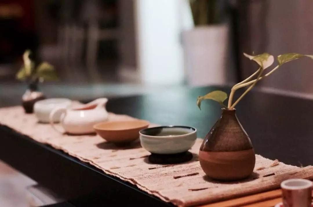 梁实秋看破人生但不消极,经典文摘梁实秋