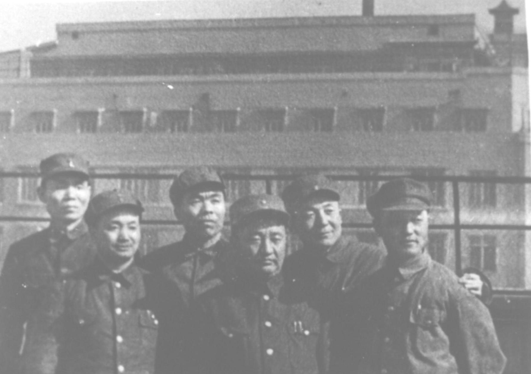 曾泽生：抗美援朝立大功，被毛*东泽**接见后却说“北京待不下去了”