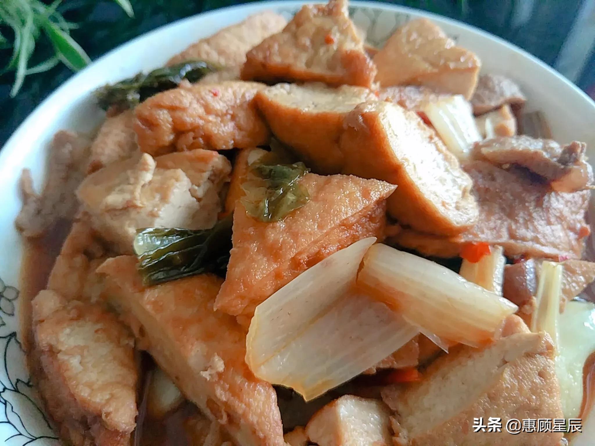 什么咸菜炖豆腐最好吃,正宗咸菜炖豆腐