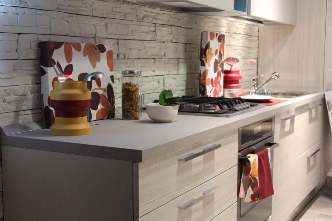 厨房是否必要装吊顶排气扇,为什么厨房要排气扇