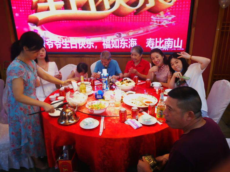 衡阳头碗菜,衡阳特点名菜土头碗里有几层菜品