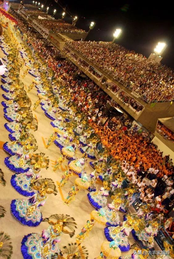 真实的巴西狂欢节,巴西惊艳沙滩狂欢节