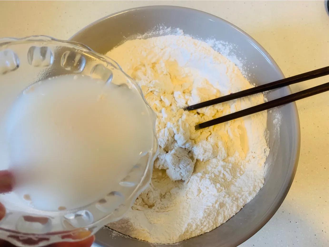 泡打粉跟酵母发面做包子的的区别,做馒头酵母和泡打粉怎么发面