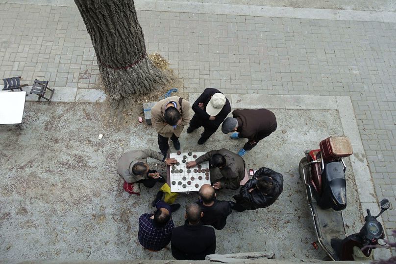 为老年人提供活动场地,老年活动室桌椅摆设