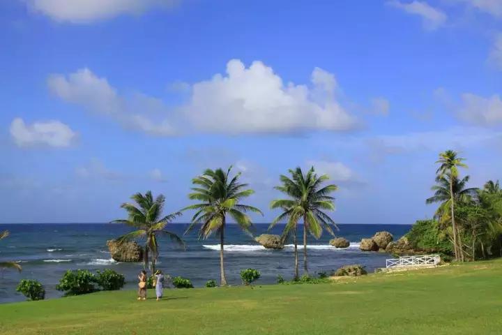 中国护照最新免签国家地区一览表,中国护照落地签或者免签的国家