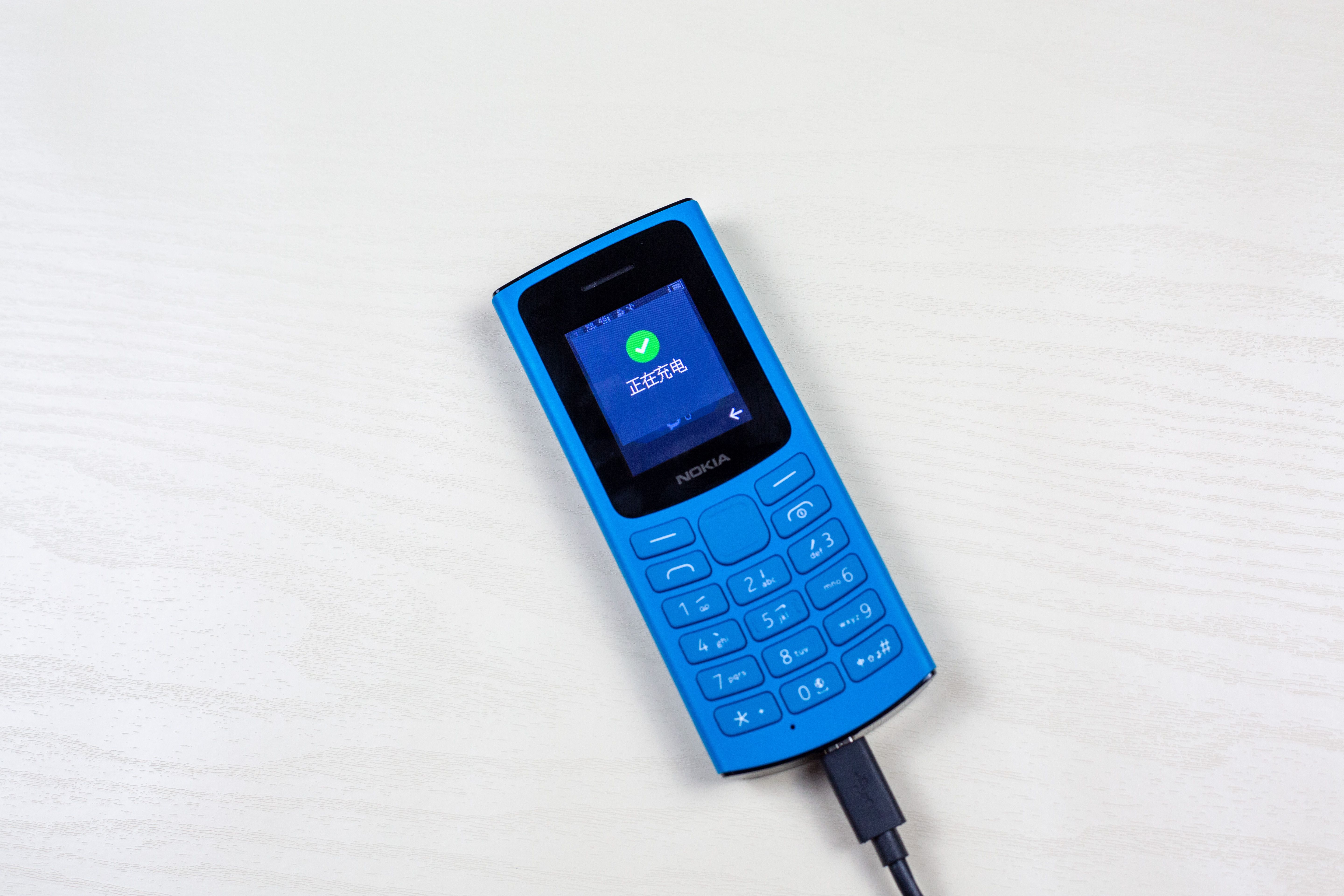 老人机诺基亚8210,老人智能手机诺基亚125