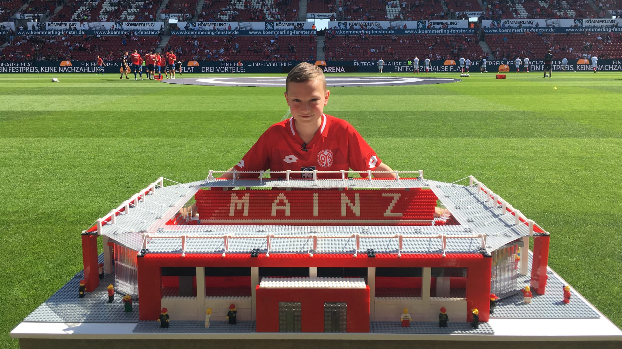 乐高足球场10299,老特拉福德足球场乐高