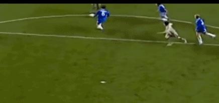 足球精灵罗纳尔迪尼奥得过什么奖,足球精灵罗纳尔迪尼奥的技巧