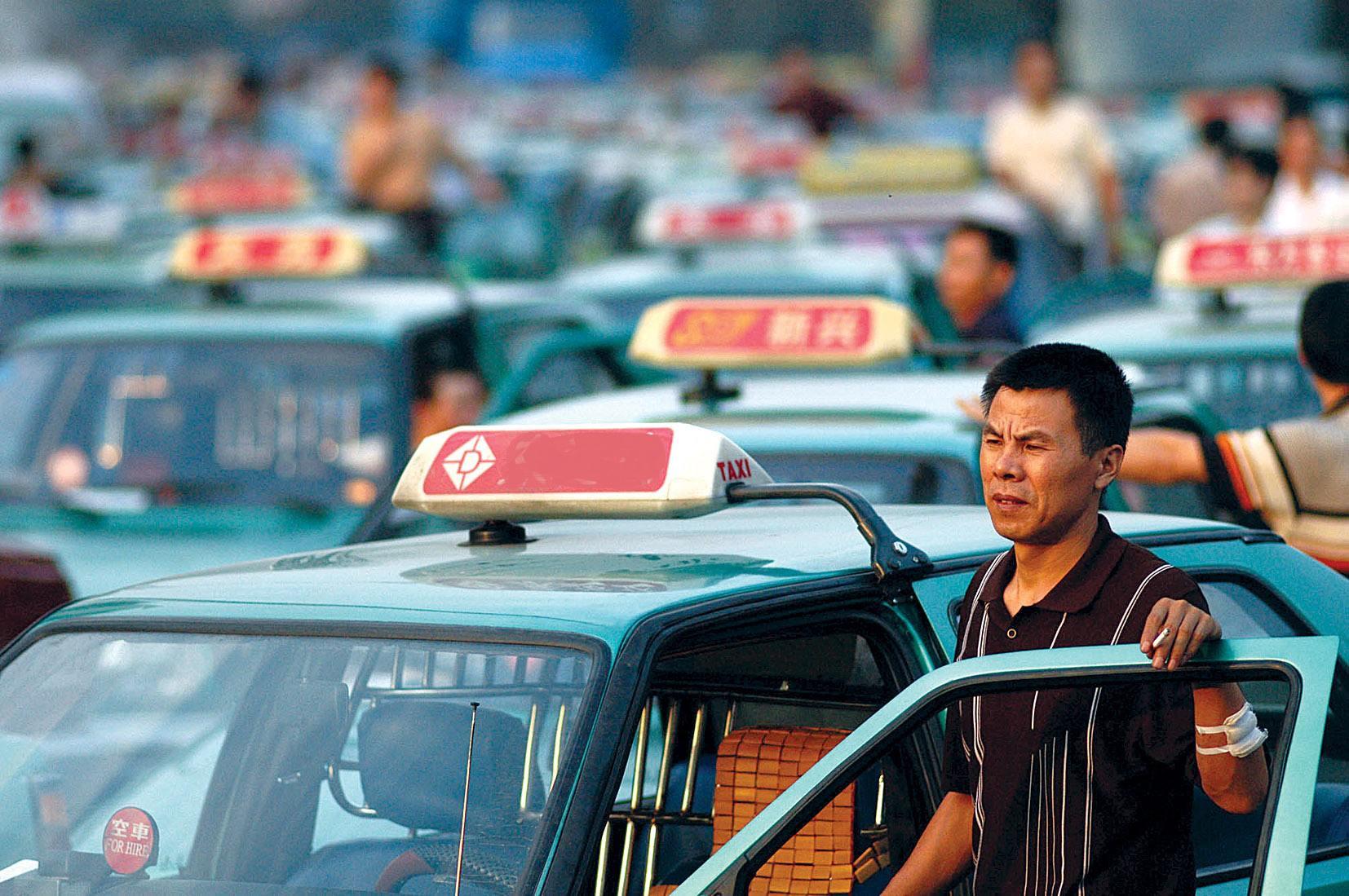 全职妈妈孩子就是自己的一切,全职妈妈很悲哀