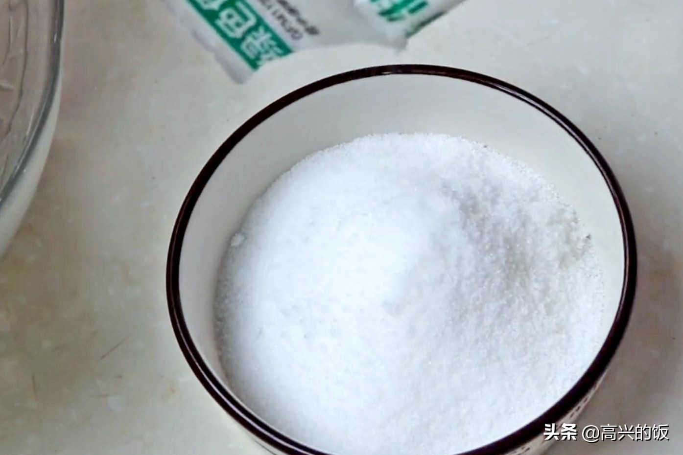 用超简单的方法腌制流油咸鸭蛋,如何腌咸鸭蛋又快又能冒油