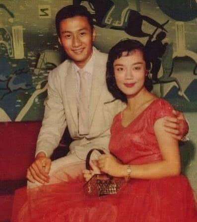 谢贤年轻时的视频,谢贤以前年轻的时候纪录片