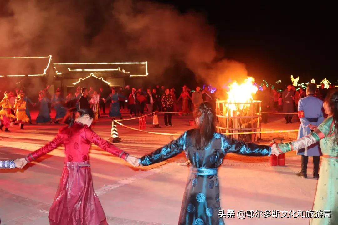 转九曲猜灯谜，赏民俗听老腔，约网红品美食到康镇~