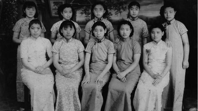 民国时期女性胸部运动,解放胸部运动