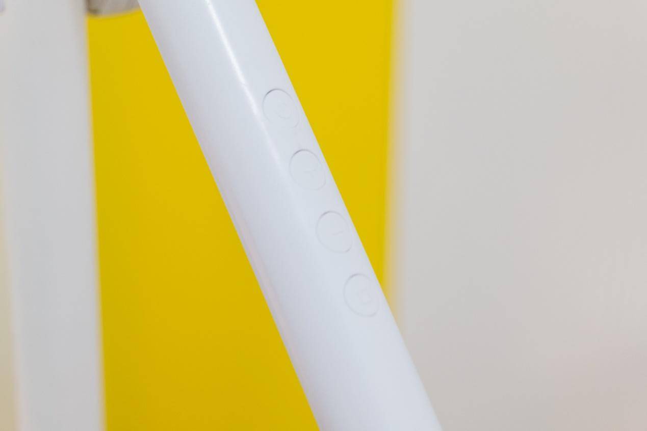 小艾智能艾灸器x8,左点小艾智能艾灸器