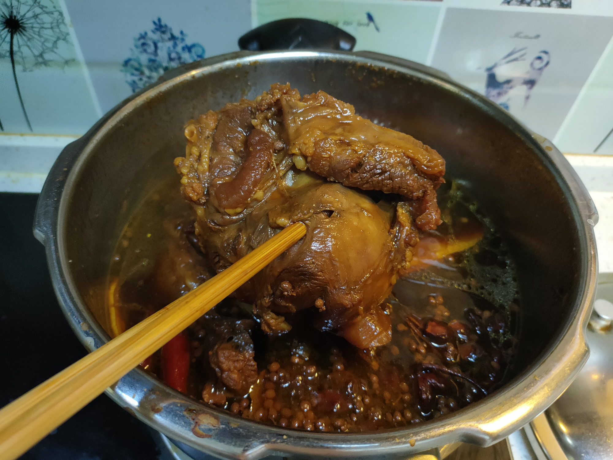 一锅就可以做出酱香浓郁的酱牛肉,酱牛肉怎样才能更好吃酱香浓郁