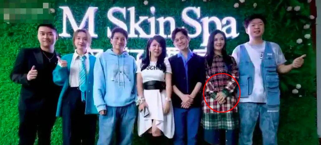 谢娜李维嘉新综艺同框,李维嘉快乐大本营跟谢娜