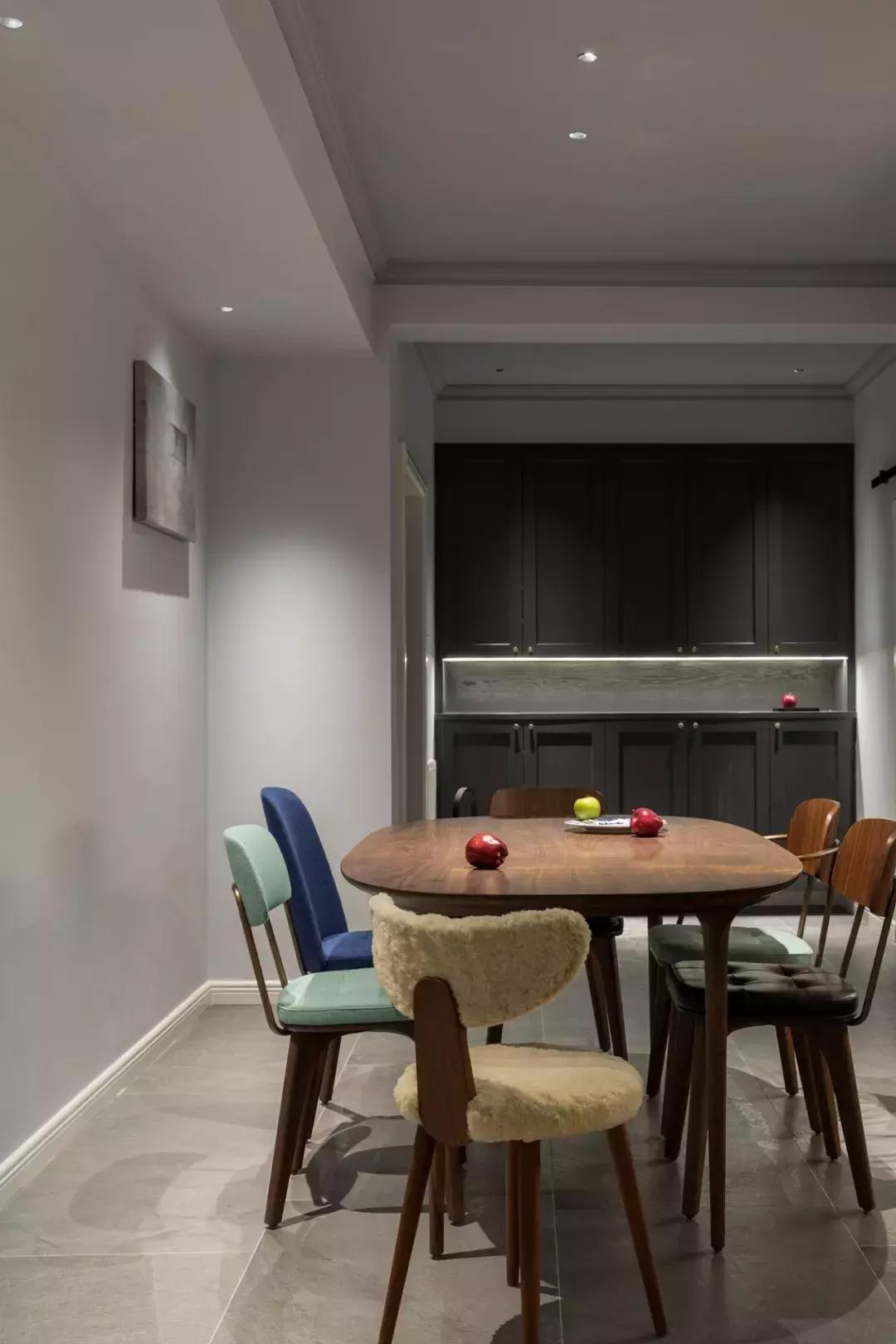 服装设计师的180㎡低调奢华家，超美衣帽间顶一个小户型