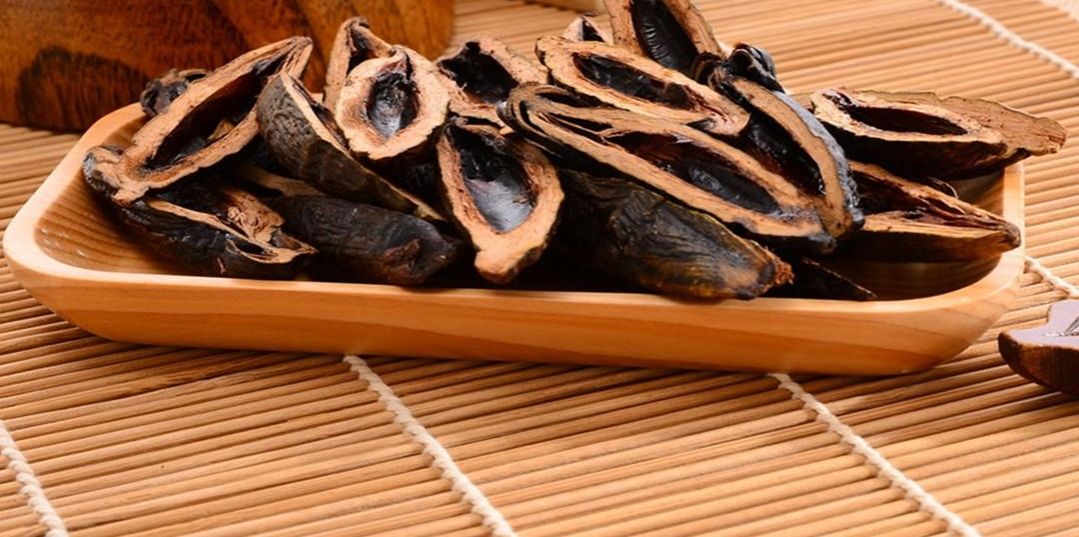 桂子油槟榔和青果槟榔哪种危害大,槟榔吃多了会对身体带来什么危害