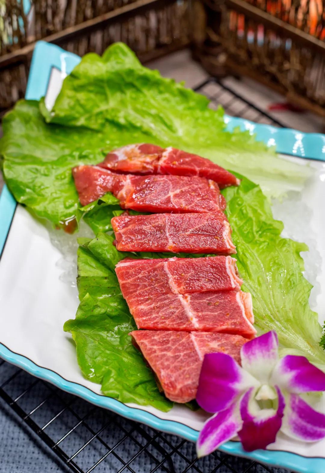 成都前十名好吃的牛排火锅,地道的牛排火锅吃起来贼过瘾