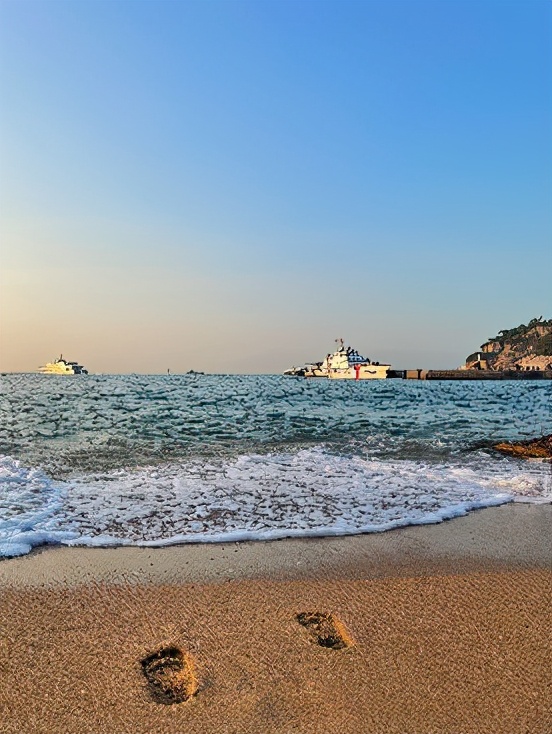 奇特的海岛风光海上明珠,一座小岛藏着不为人知的绝美风景