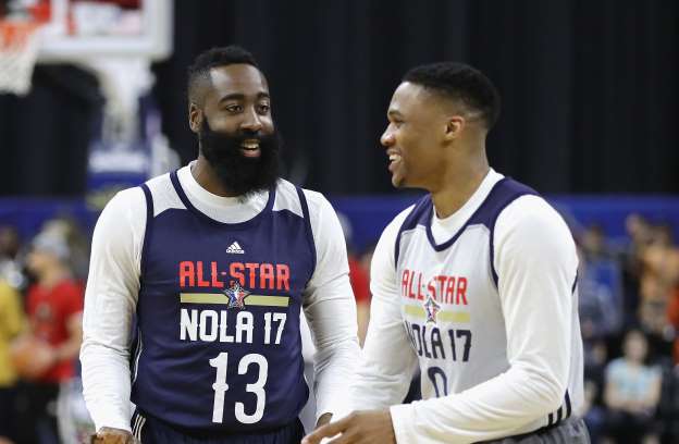 真敢讲啊！莫雷暗示湖人已没落，字母哥成NBA版C罗，库班乐开了花