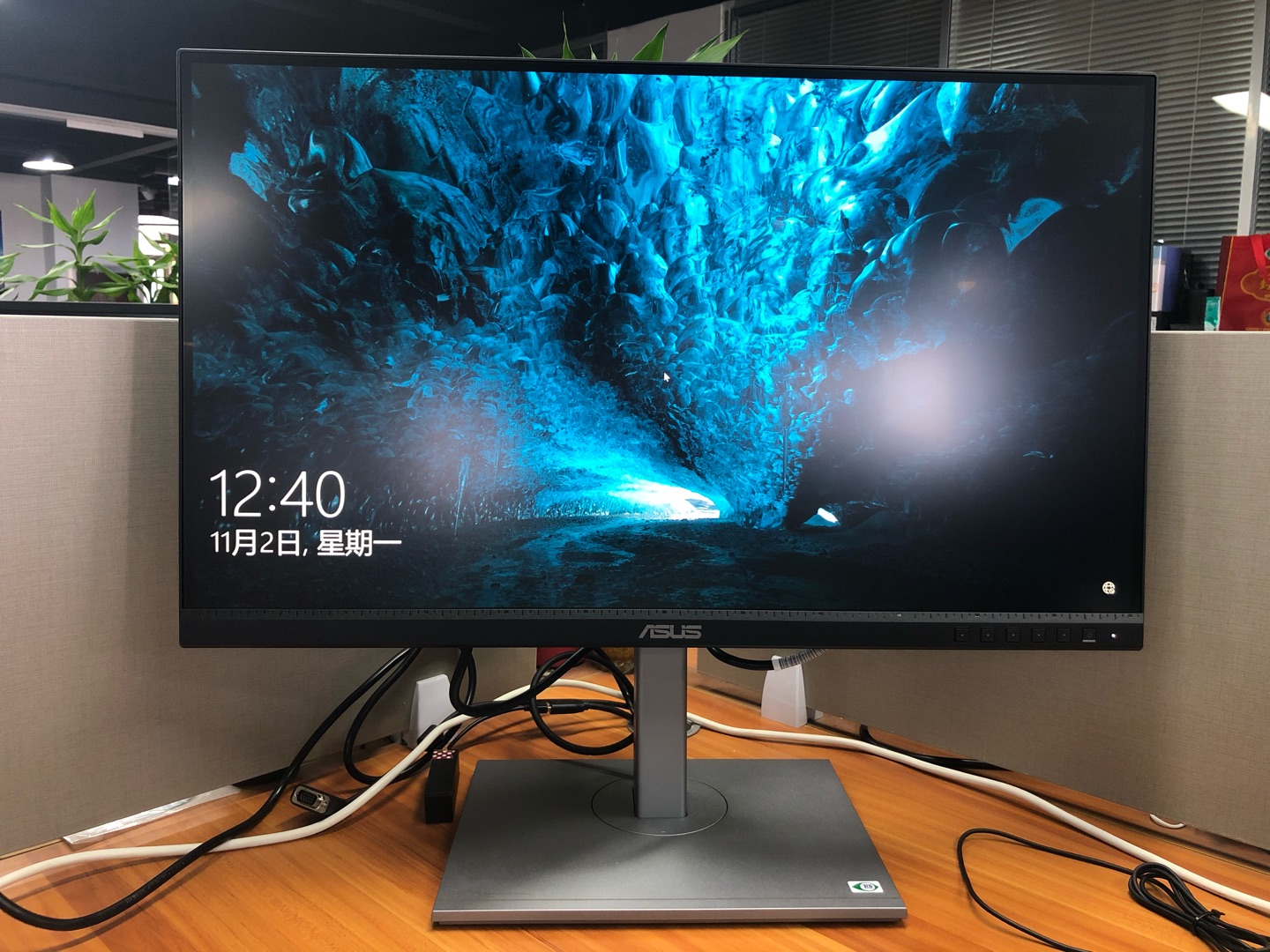 游戏兼顾设计的27寸4k显示器推荐,2020年游戏4k显示器推荐