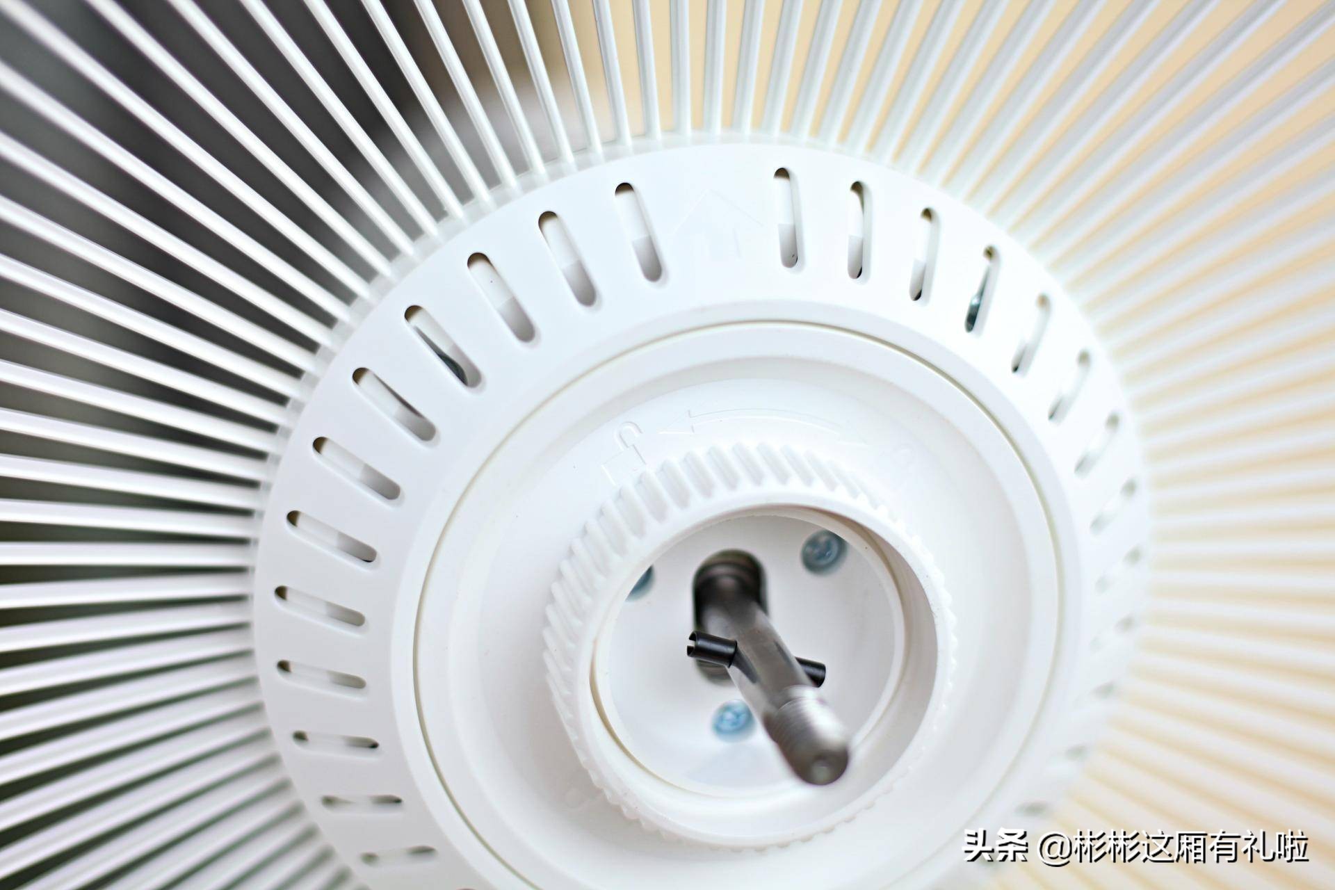 风扇到底要不要选直流变频的,美的的随温变直流变频风扇怎么样