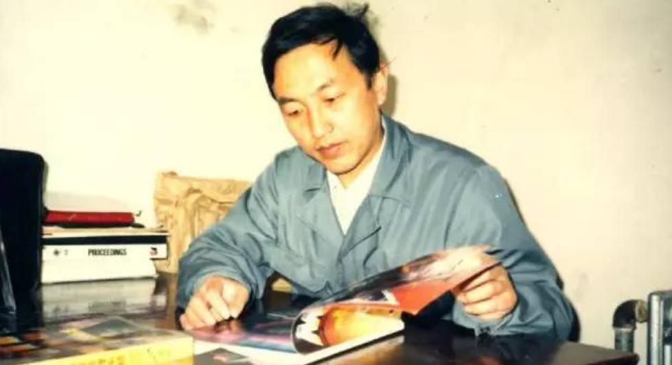 互联网地摊发展史,从摆摊开始的中国互联网