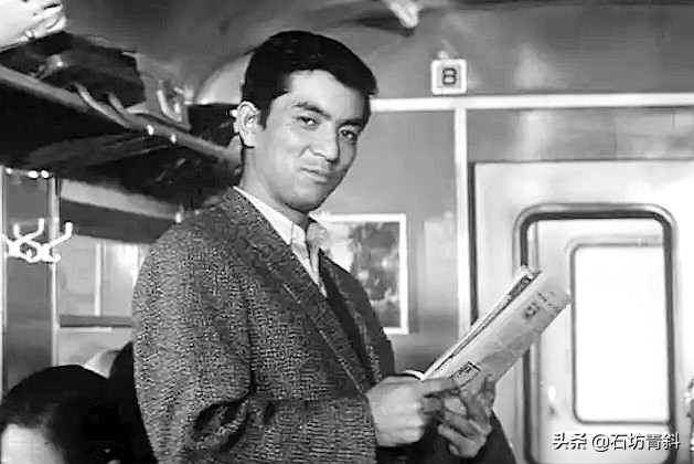 《情迷意乱》多情小叔和美丽嫂子的秘密悲伤中的强颜欢笑最寂寞