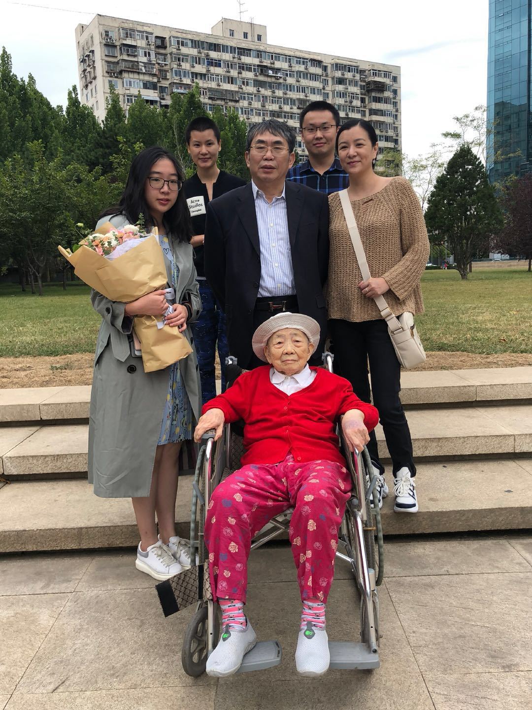 聂卫平：男足国脚没有智力，若我是足协主席，官员和球员全开除！