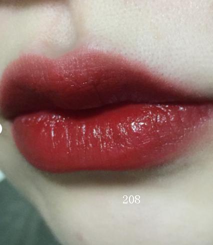 完美日记粉底液卡粉吗,卡姿兰唇釉和完美日记唇釉哪个好