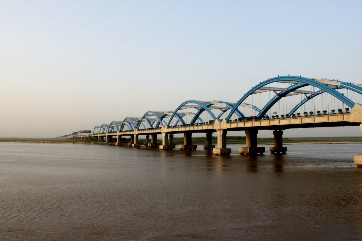 北方30年前两座巨无霸城市,北方唯一一座超级城市