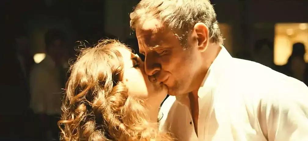 100部笑出腹肌的电影,十部搞笑片笑到吐