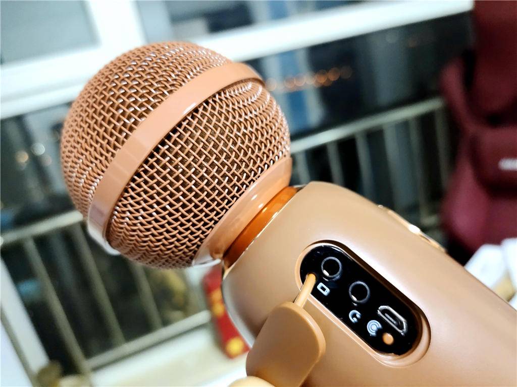 唱吧精灵麦克风q3拾音功能,唱吧小巨蛋麦克风q3效果