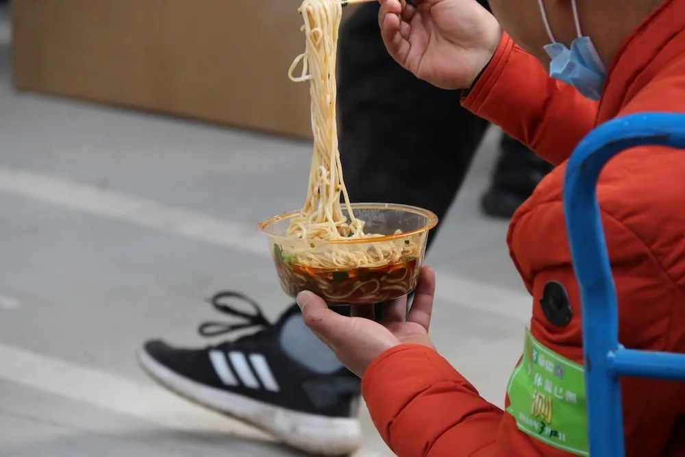 早上6点，去蒙顶山买茶是一种什么体验？