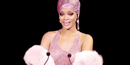 卡戴珊和施华洛世奇,卡戴珊穿施华洛世奇